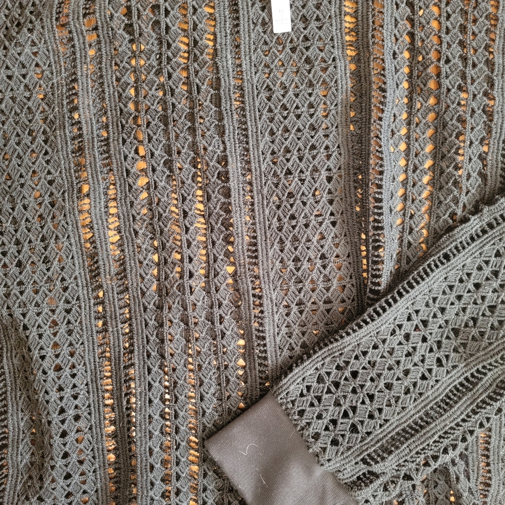 Fabletics top. - Picture 4 of 4